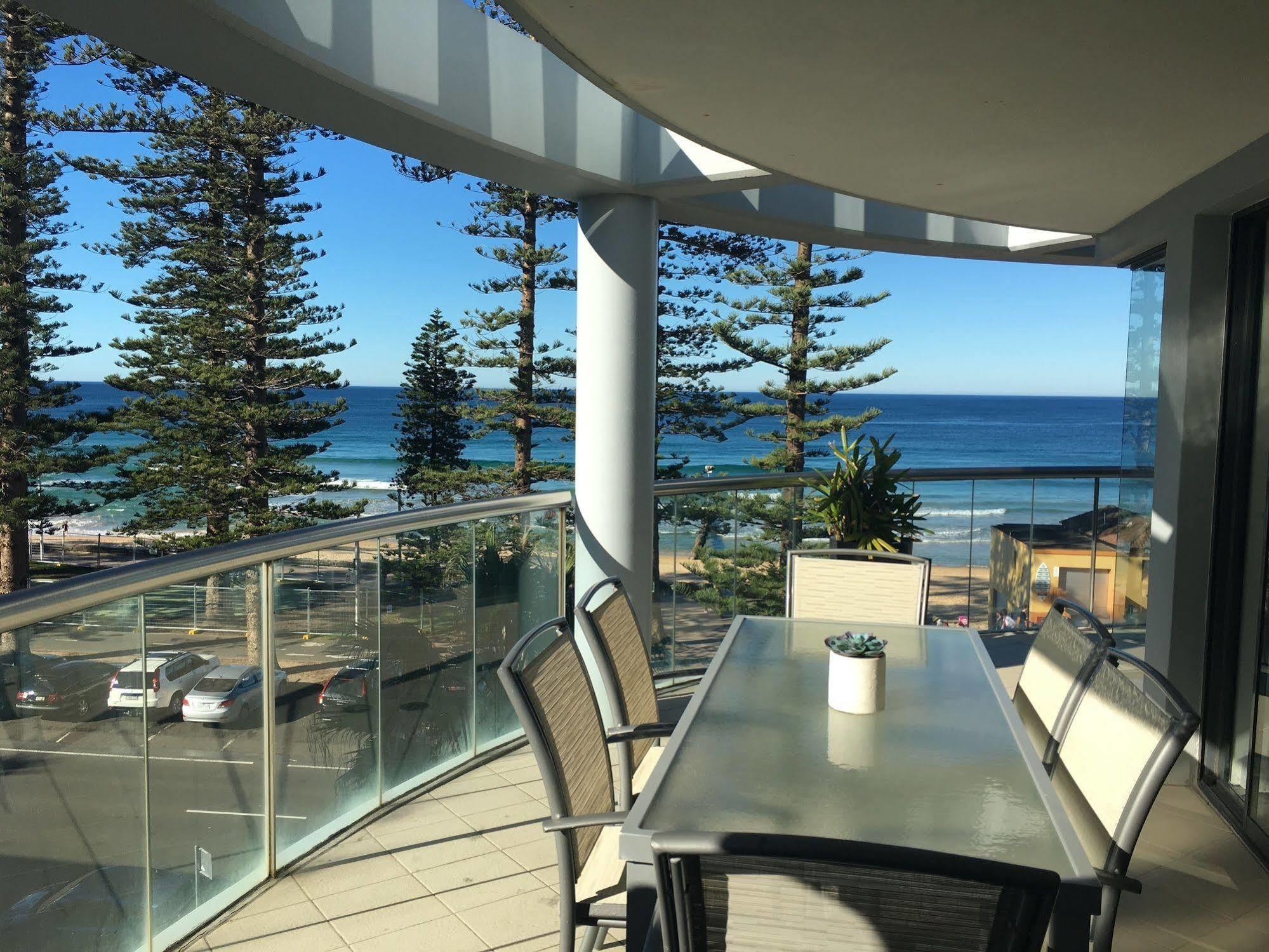 Manly Surfside Holiday Apartments Exteriör bild