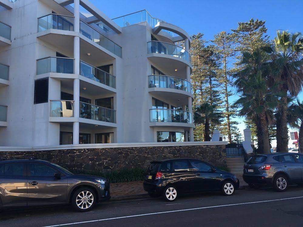 Manly Surfside Holiday Apartments Exteriör bild